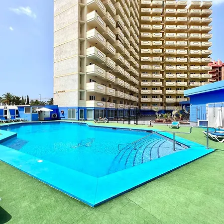 One Bedroom With Heated Pool And Very Close To Playa Jardin In *