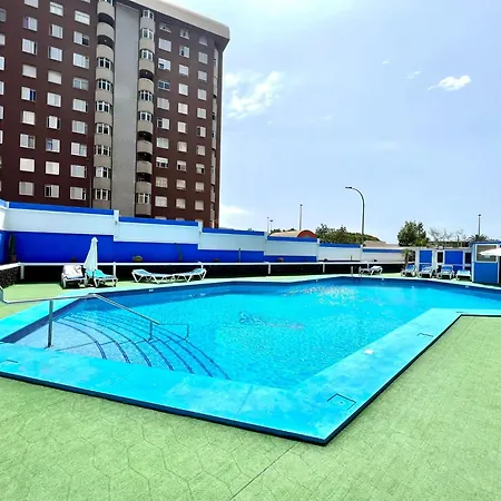 One Bedroom With Heated Pool And Very Close To Playa Jardin In *
