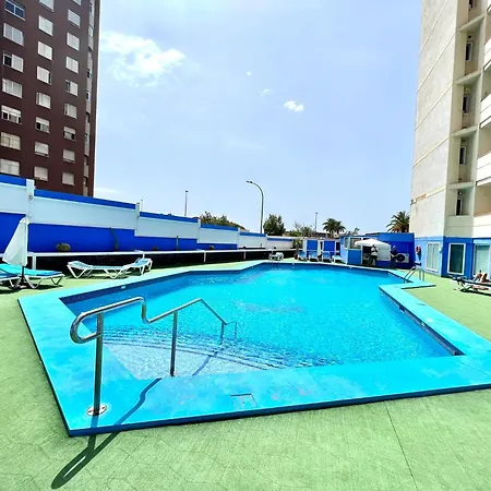 One Bedroom With Heated Pool And Very Close To Playa Jardin In Appartement