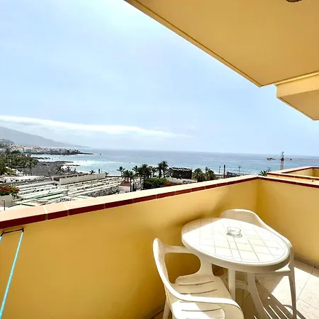 One Bedroom With Heated Pool And Very Close To Playa Jardin In Puerto de la Cruz (Tenerife)